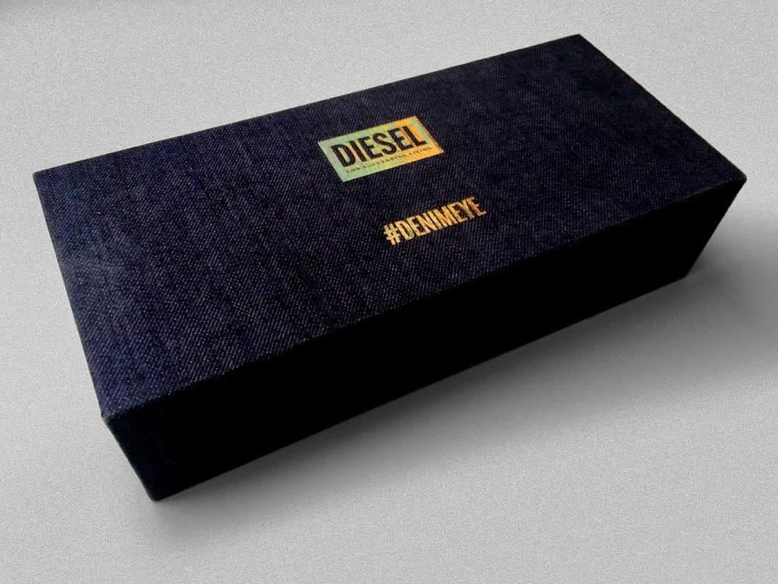 packaging occhiali