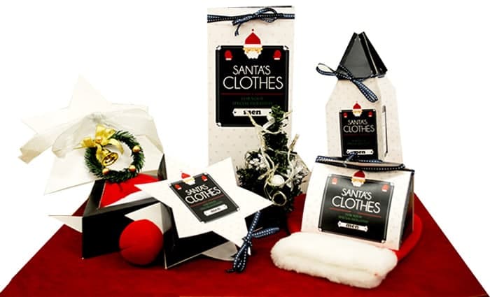 santas-clothes-xmas-boxes