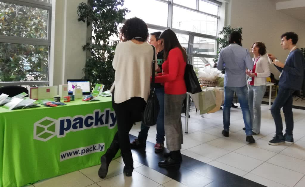packly-play-copy-boxes