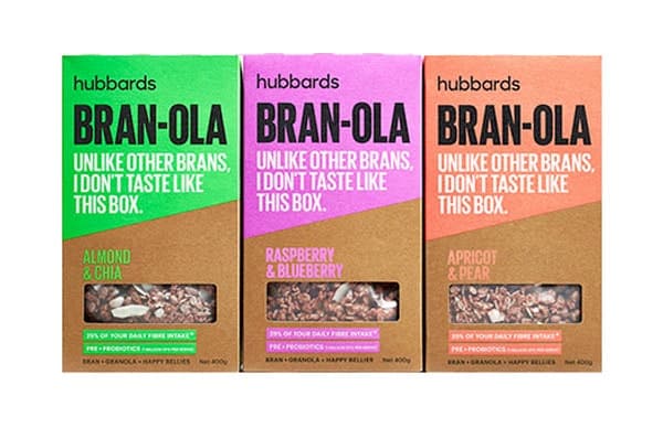 Confezione di granola con dettagli fluo
