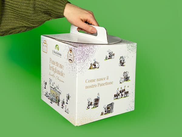 Corrugated cardboard box with handle