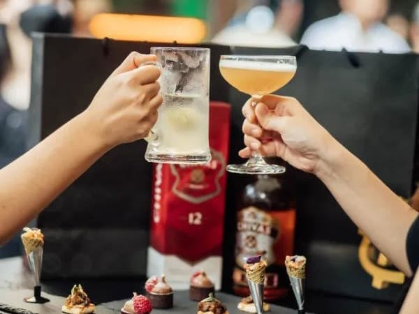 Il redesign di Chivas Regal