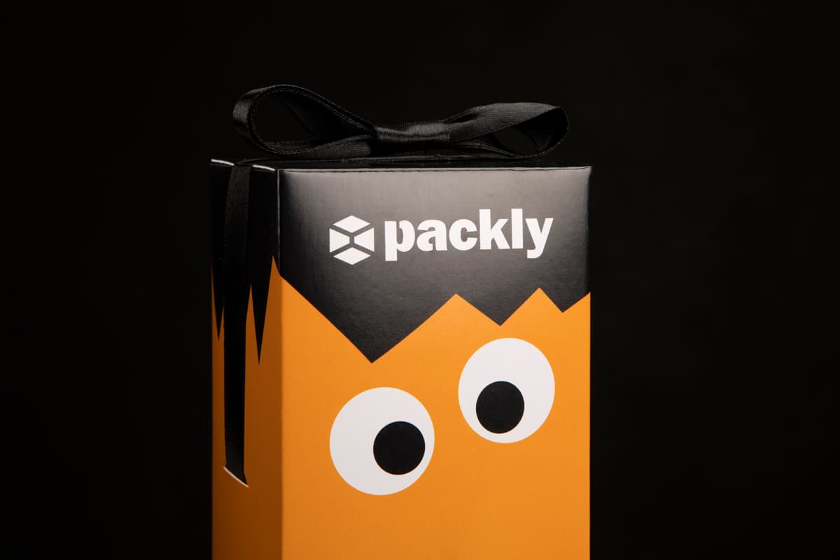 scary halloween cookies box packly 2022