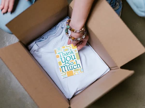 Omnichannel packaging with personalized messaging