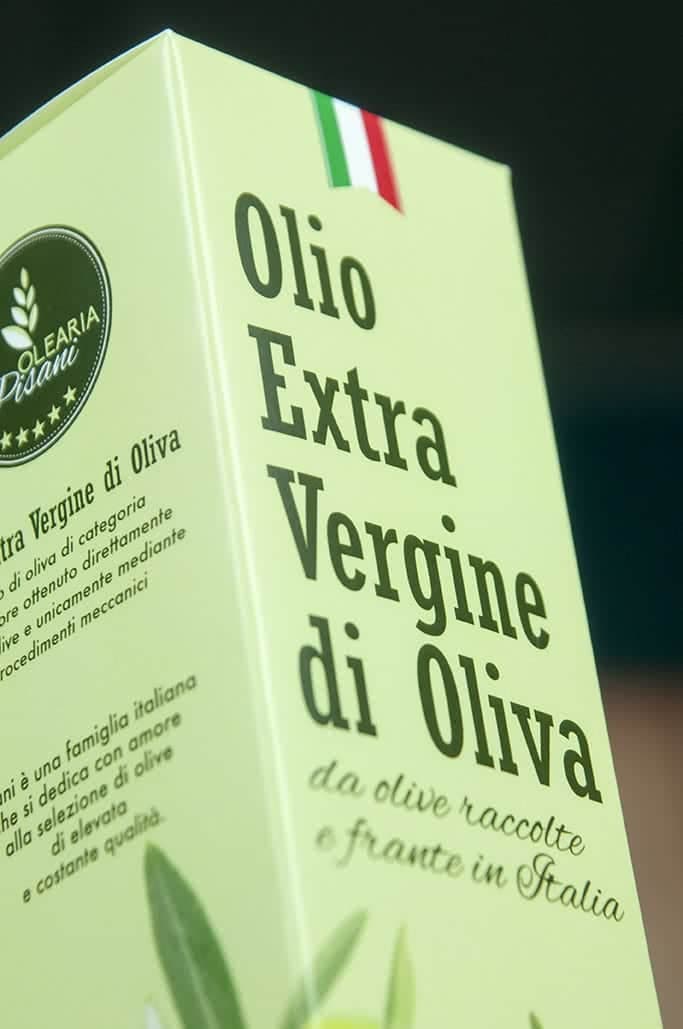 packaging bottiglia d'olio