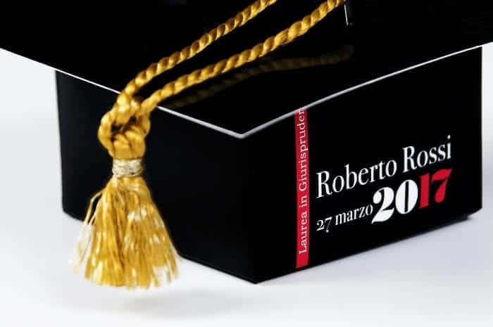 Cappello di laurea scatola personalizzata bomboniere
