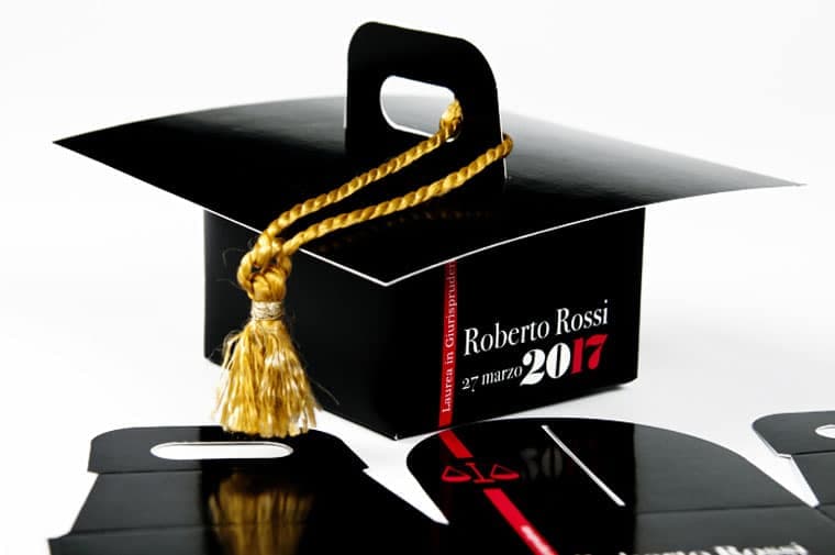 orginal ideas for comfit and favor boxes graduation