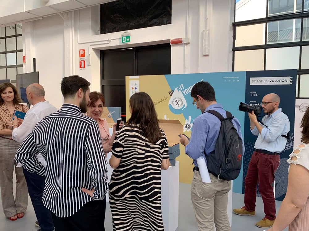 do-kit-yourself-brand-revolution-lab-come-fare-con-barbara