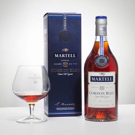 Packaging blu regale per cognac francese