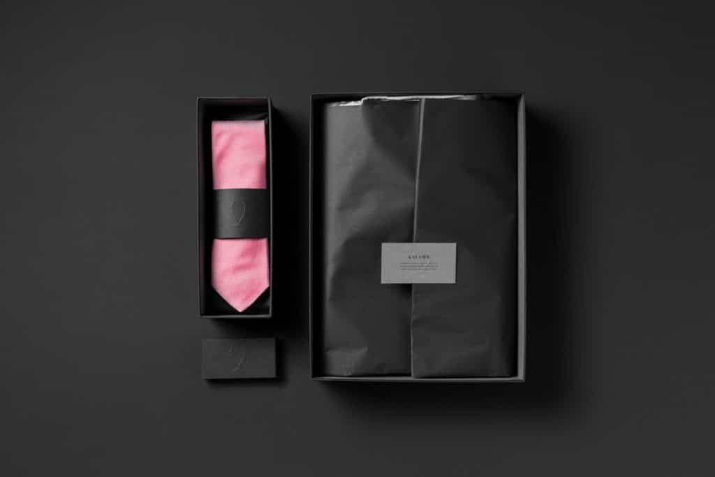 Minimalistic Galamb Tailoring Packaging
