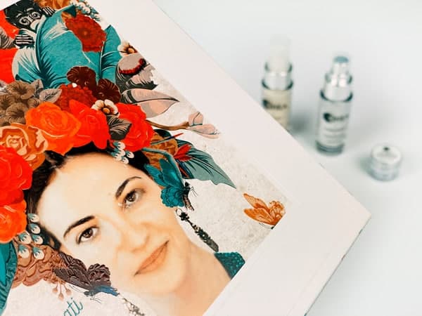 Dettaglio grafica coperchio cofanetto regalo