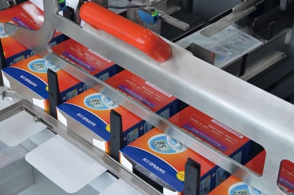 Astuccio macchinabile riempimento automatico