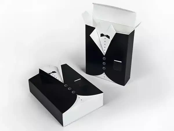 Scatola astuccio con forme irregolari e contrasti