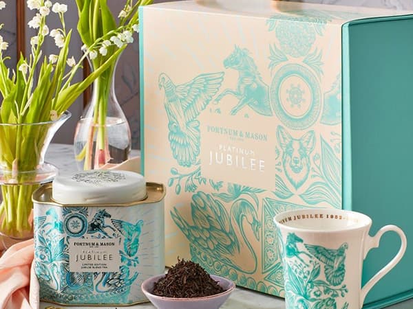 Gadget per i 70 anni di regno