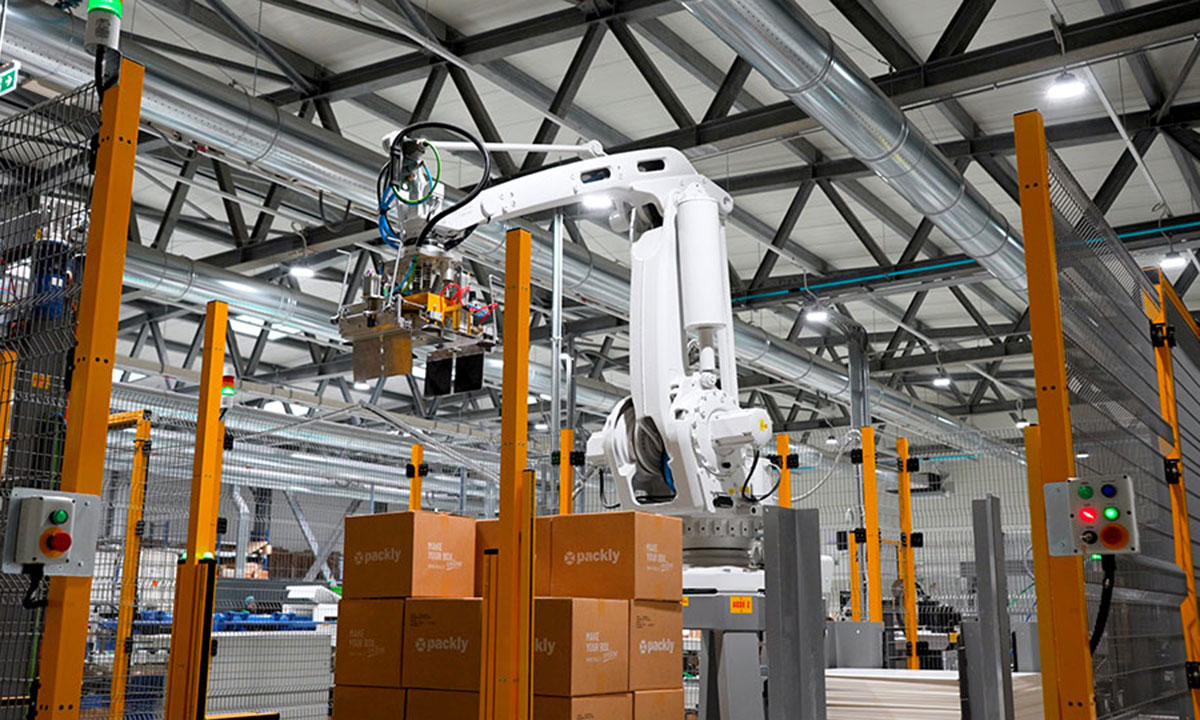 Robot Packly production